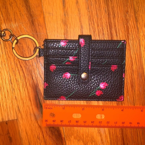 Cute Flowery Card Holder Keychain - Picture 4 of 4